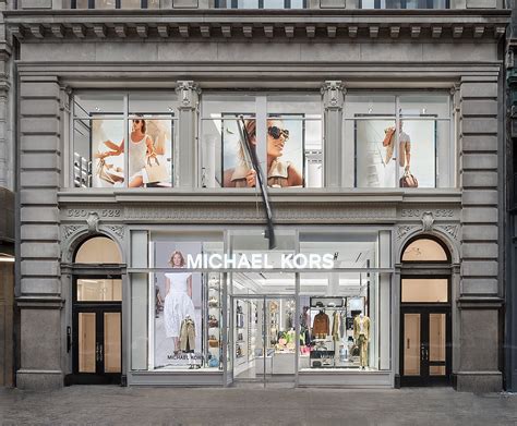 michael kors roermond niederlande|Michael Kors aan Stadsweide 458 in Roermond, Limburg.